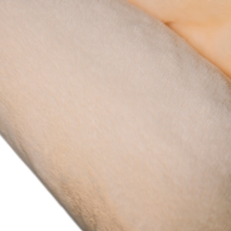 Лежанка прямоугольная мех однотон с подушкой холофайбер Светлый Беж 65*50*18см/DONBARON